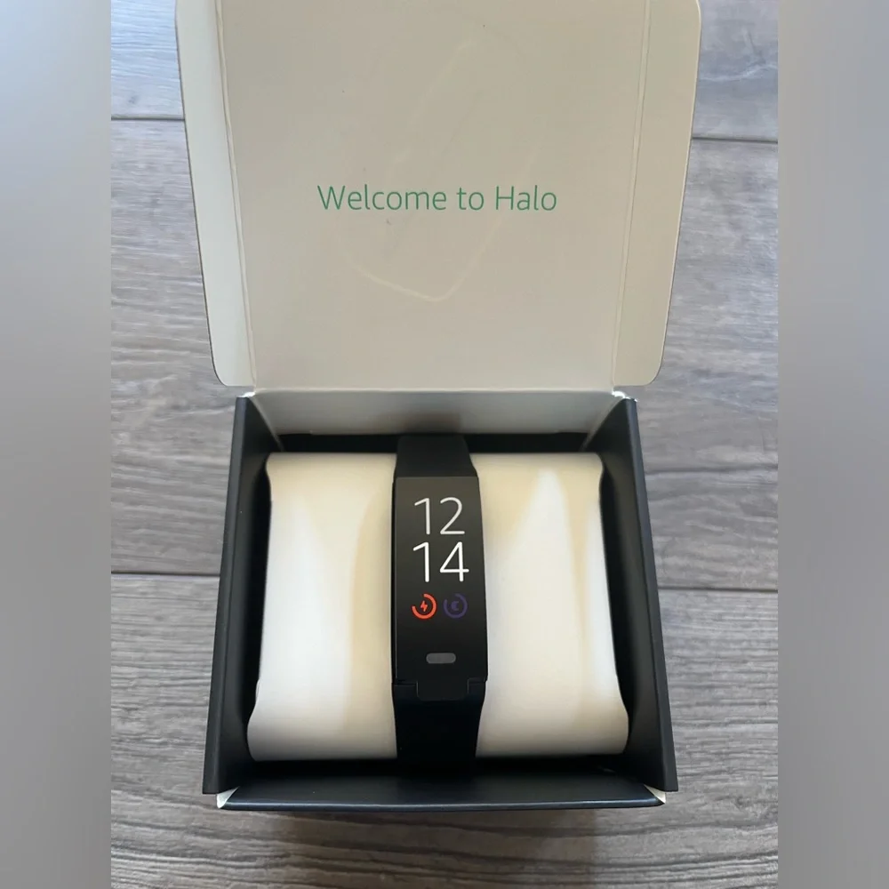 Amazon Halo View Activity Band